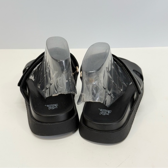 WILD FABLE Black chunky flat slide sandals size 7.5 - Picture 4 of 8